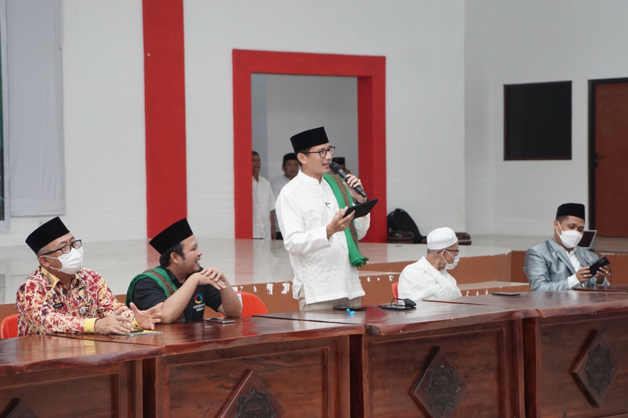 Sandiaga Uno Buka Santripreneur Camp 2022 di Banjarbaru, Kalimantan Selatan